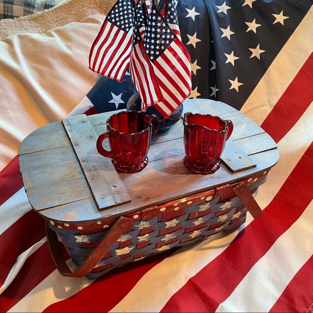 ♦️SOLD VINTAGE Wood Picnic Basket Painted in Red White & Blue Stars for July 4th